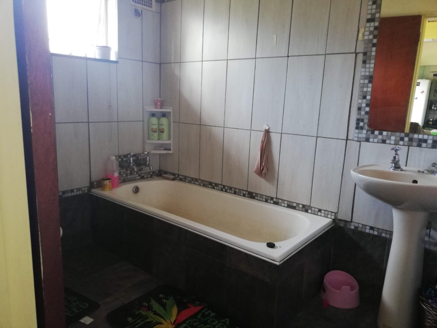 1 Bedroom Property for Sale in Randlespark North West